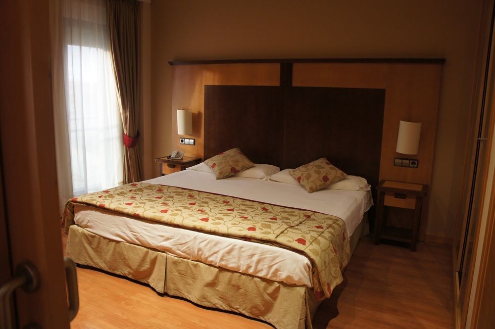 Bardo Recoletos Coco Hotel 4*
